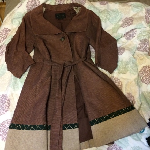 BCBGMaxAzaria 💕 half sleeve jacket.