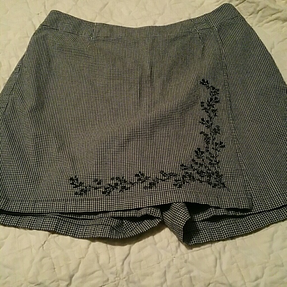 Skort
