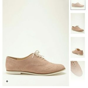 Forever 21. Fox suede brogues. Blush. 5.5 size.