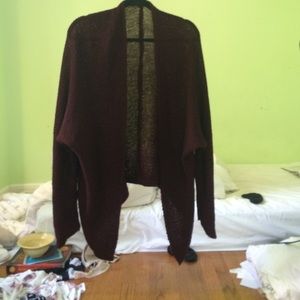 maroon sweater