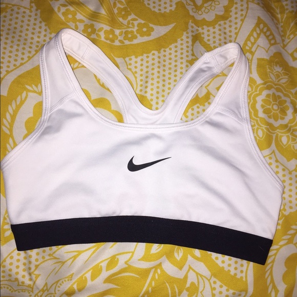 Nike sports bra
