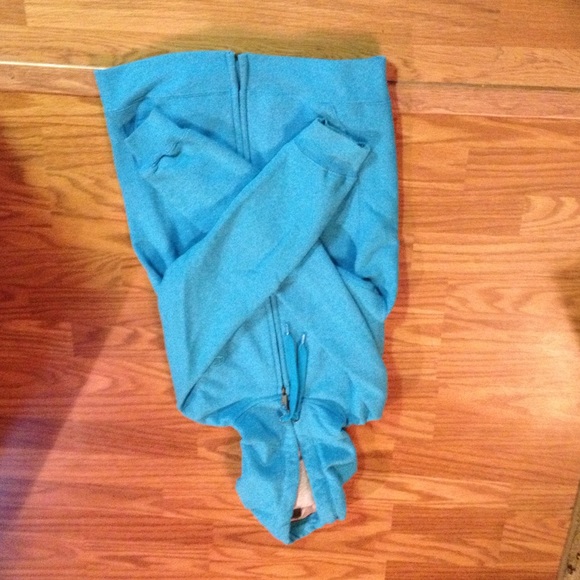 Heavy zip up
