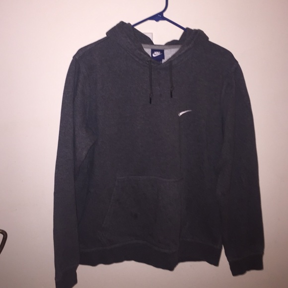 Gray Nike Sweatshirt