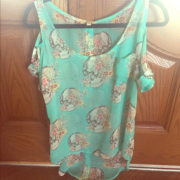 Sugar skull top