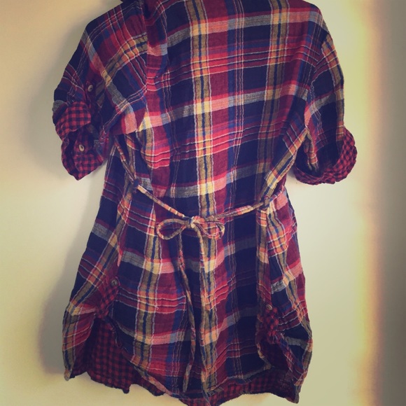 Red/blue/yellow mixed plaid blouse