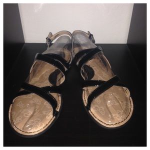 🆕 B.O.C BORN Black Patent Leather Strap Sandals