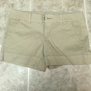 Never worn American Eagle Khaki Shorts