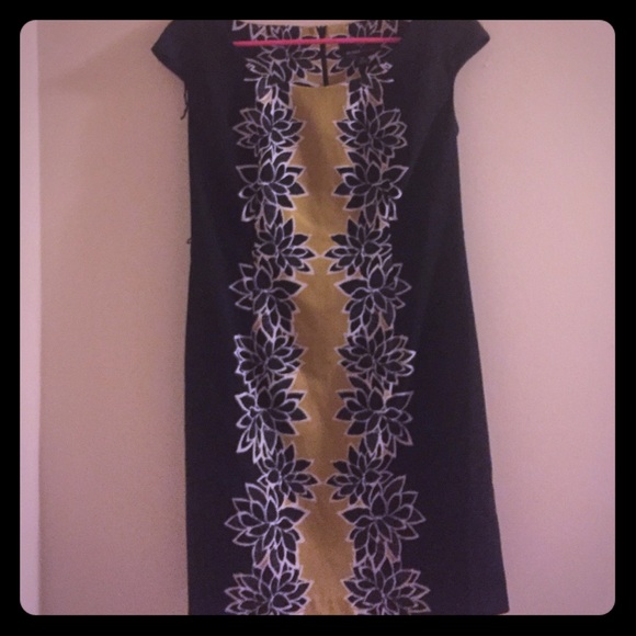 Size 6p yellow and black Dress