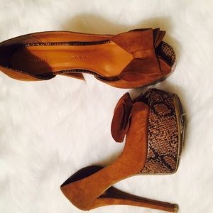 Chinese Laundry brown suede & snakeskin platforms