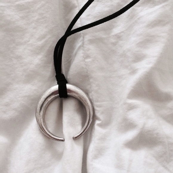 Silver Crescent Moon Necklace - Picture 1 of 3
