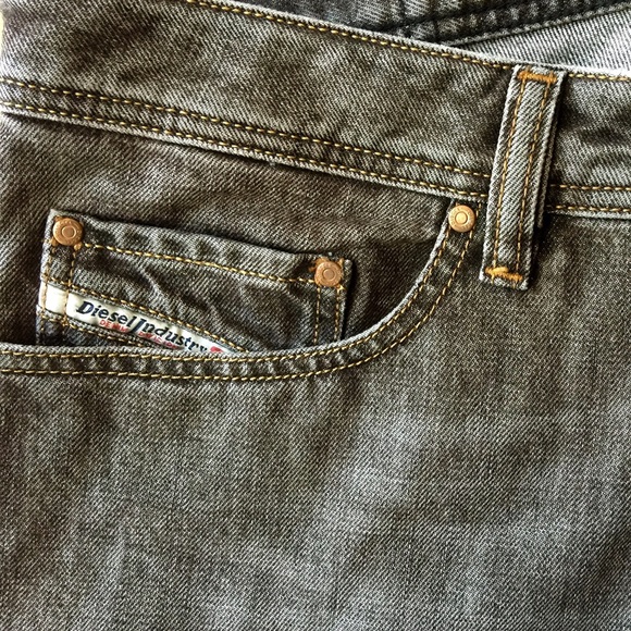 Diesel Safado Regular Slim Straight - Picture 3 of 4