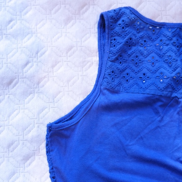 Blue Tank - Picture 4 of 4