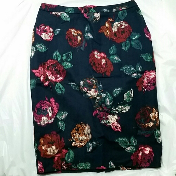 Merona Floral skirt