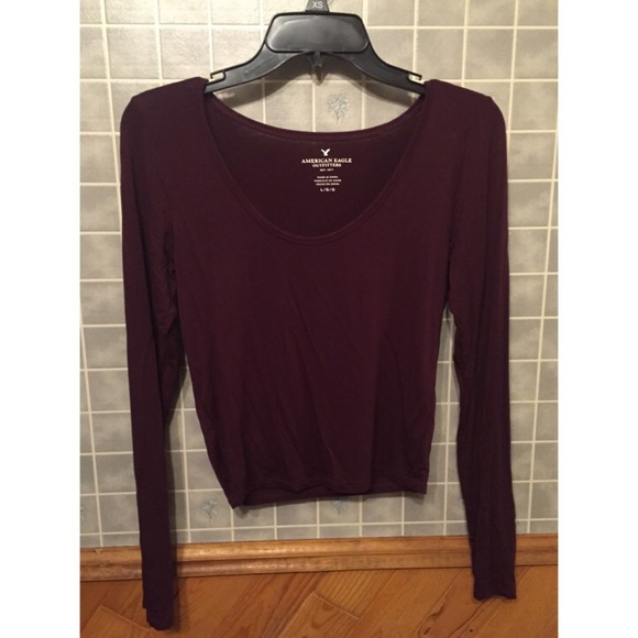 American Eagle Long Sleeve Cropped Top SOLD