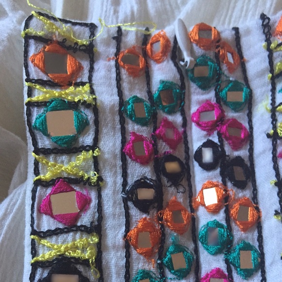 More Photos 6 Shore Road Embroidered Gauzy Dress - Picture 3 of 4