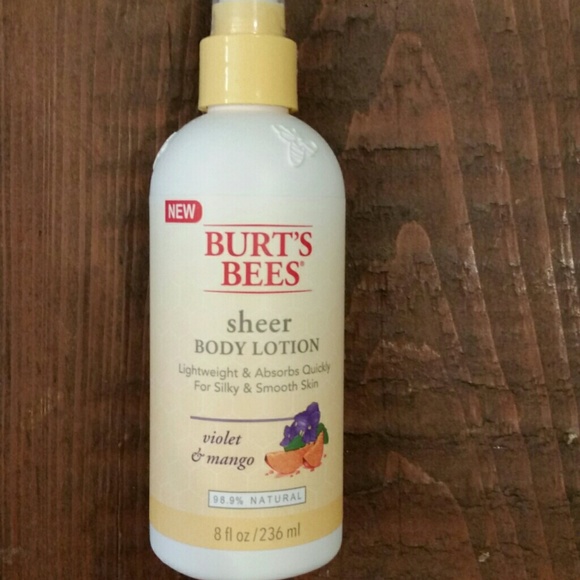 SELL TODAY 👻Burt's Bees spray lotion