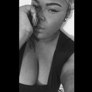 Meet your Posher, Kiara