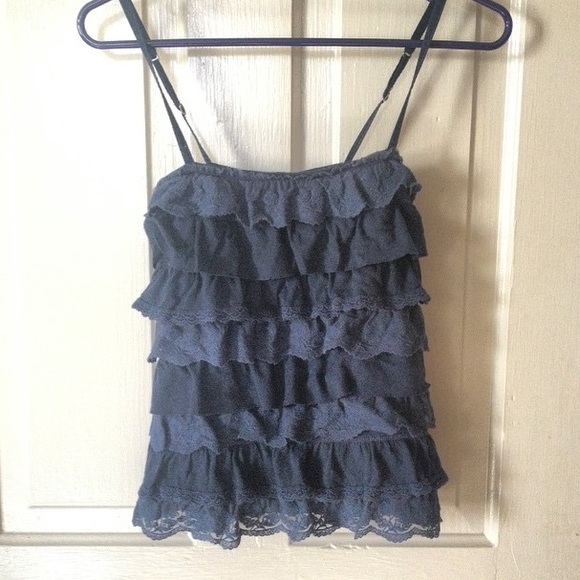 Hollister ruffle tank