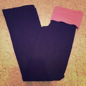 VS boot leg yoga. Size: S