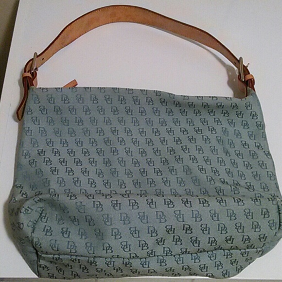 Dooney & Bourke Tote