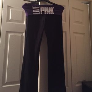 Black Victoria's Secret yoga pants