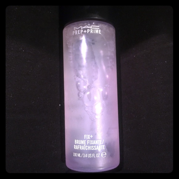MAC Cosmetics Fix+ in Lavender