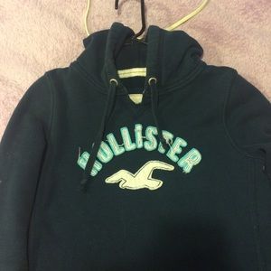 Sweat shirt/ hoodie