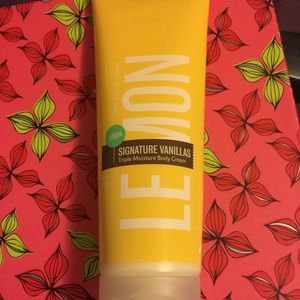 BBW Signature vanilla lemon body creme