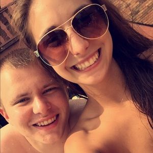 Meet your Posher, Brandon