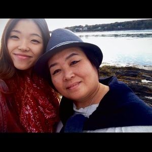 Meet your Posher, Lea