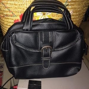 New Great Leather Black Purse w extra storage