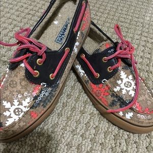 Sperry Topsider sz 7 sparkle snowflake boat shoes