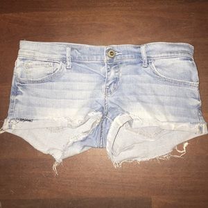 Hollister light wash shorts