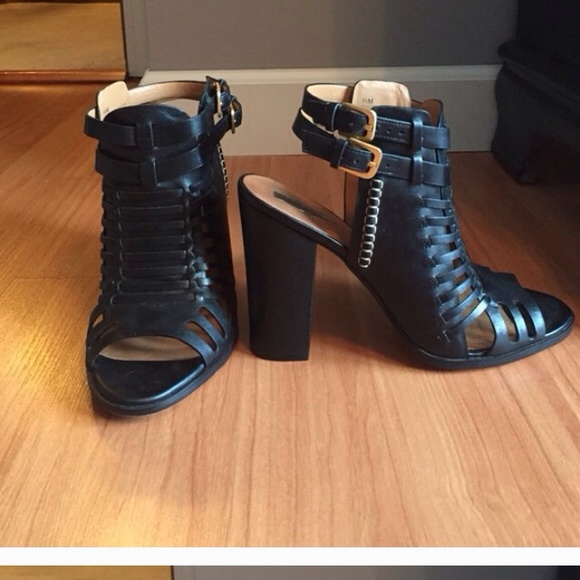 Halogen booties
