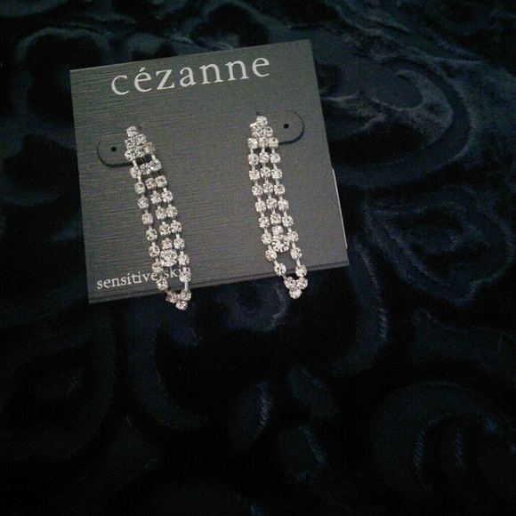 Earrings - Picture 3 of 3
