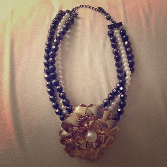 Fancy Guess Choker