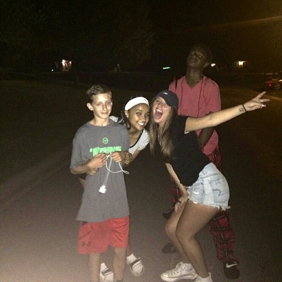 Meet your Posher, Amirah