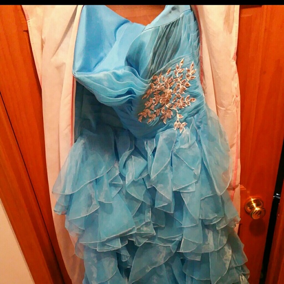 Prom Dress - Picture 3 of 3