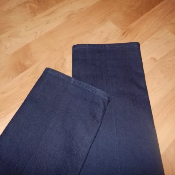 7 For All Mankind Straight Leg Jeans *Perfect* - Picture 4 of 4