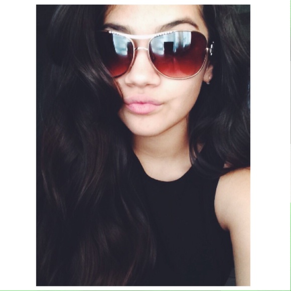 Meet your Posher, Natalie - Picture 1 of 1