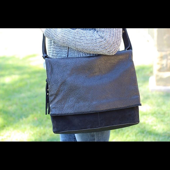 Ella moss bag