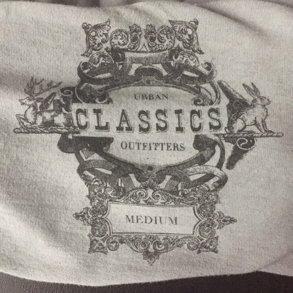 UO classic party in my shirt. - Picture 3 of 4