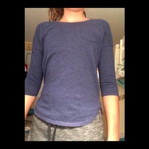 Quarter sleeve t-shirt