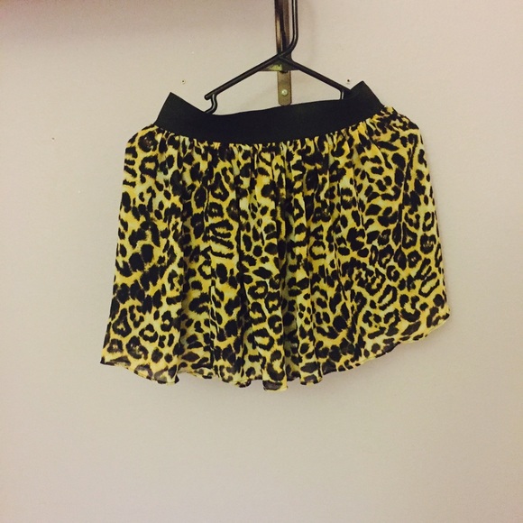 Leopard skirt from H&M