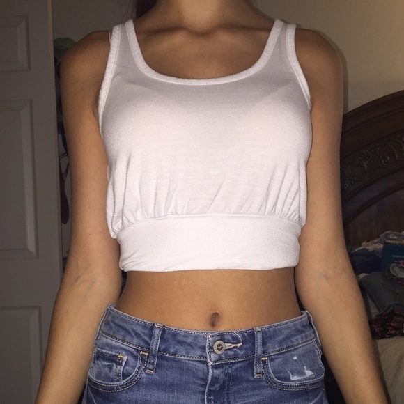 White top - Picture 3 of 3