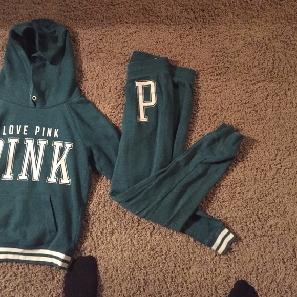 Victoria secret bundle - Picture 3 of 3