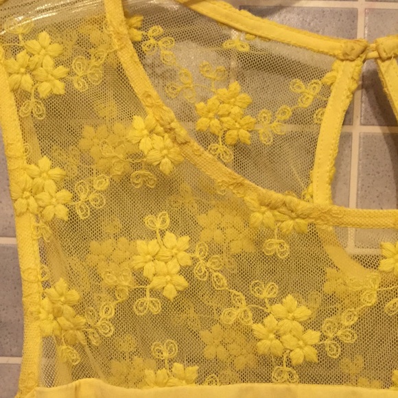 Beautiful Forever 21 Yellow Dress - Picture 4 of 4