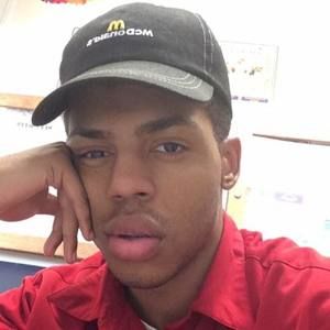 Meet your Posher, Dwight