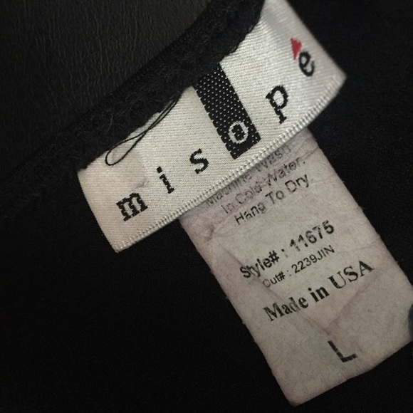 Classy black tank. - Picture 3 of 3