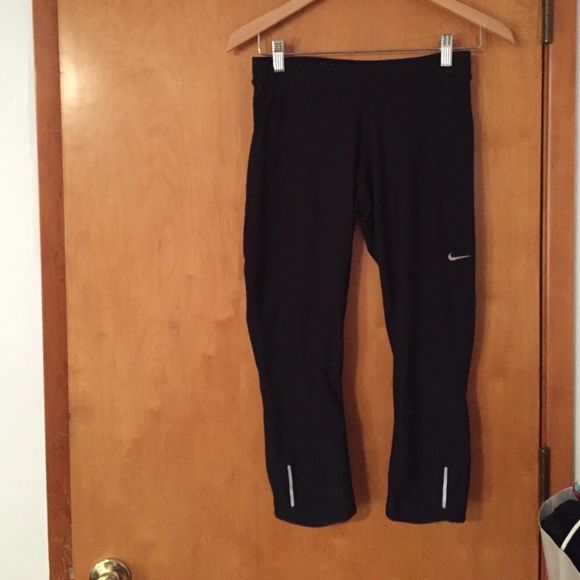 Nike Pants - Nike dri fit Capri running tights